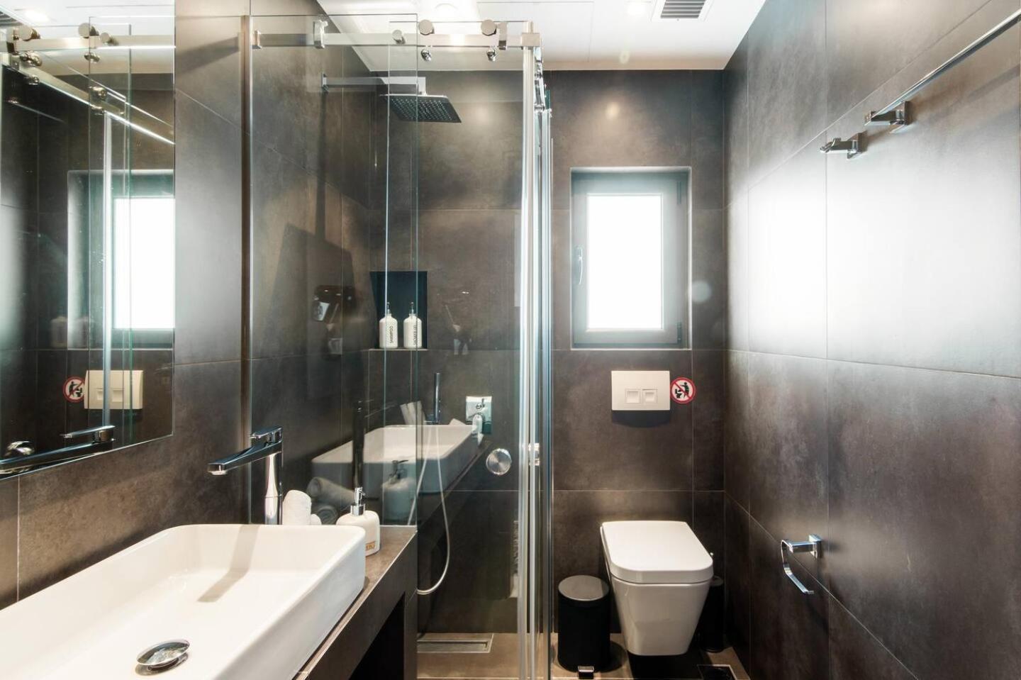 Ma Maison Nο 1, Penthouse, Acropolis And Lycabettus View, Ultra High Speed Internet 300 Mbps, 15' To Acropolis By Metro, 1' From Metro Station Афины Экстерьер фото