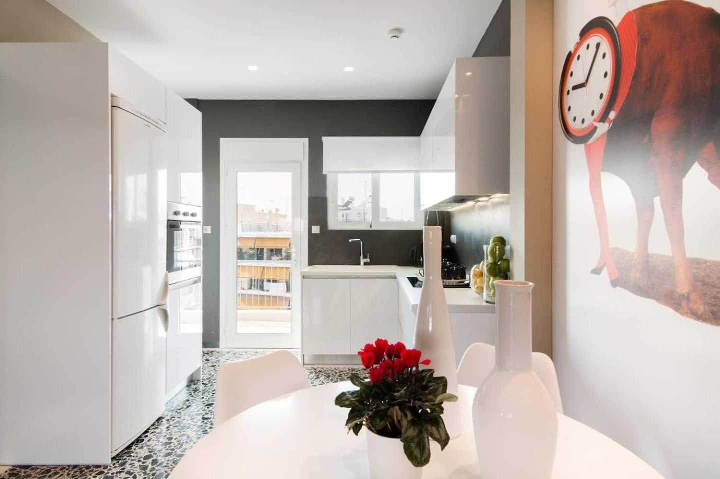 Ma Maison Nο 1, Penthouse, Acropolis And Lycabettus View, Ultra High Speed Internet 300 Mbps, 15' To Acropolis By Metro, 1' From Metro Station Афины Экстерьер фото
